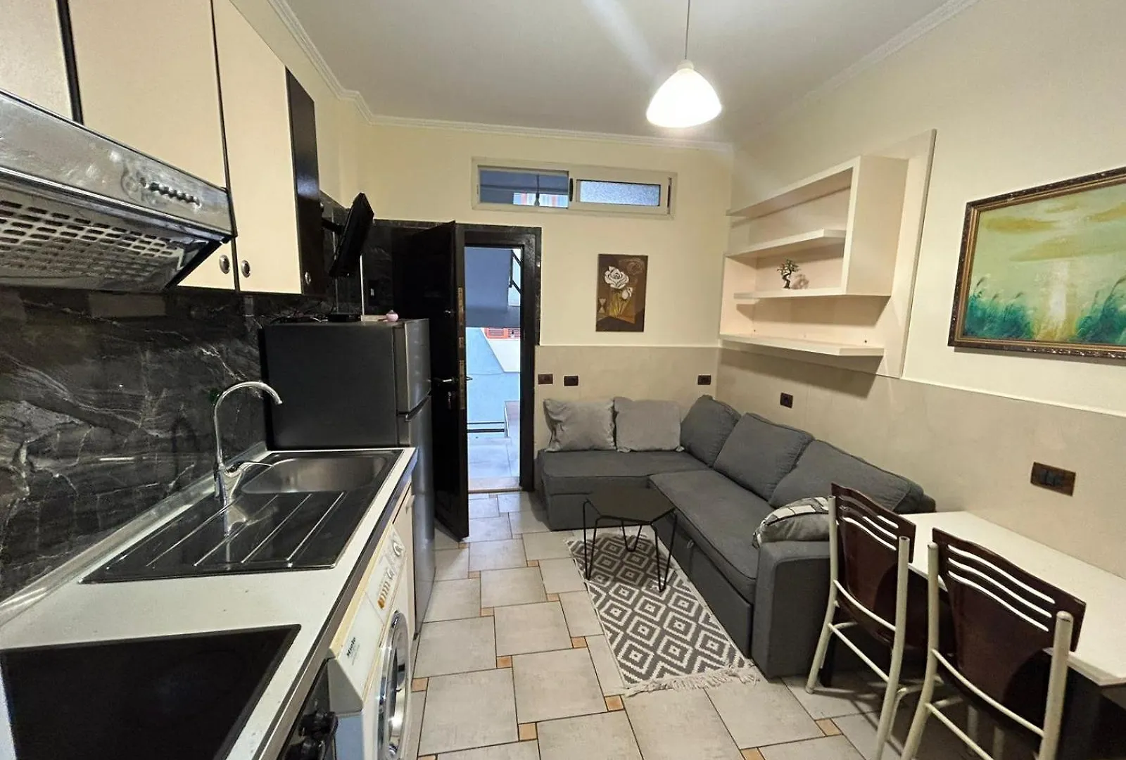 Lovely And Quite Appartament 1-4 5Maji Apartment Tirana